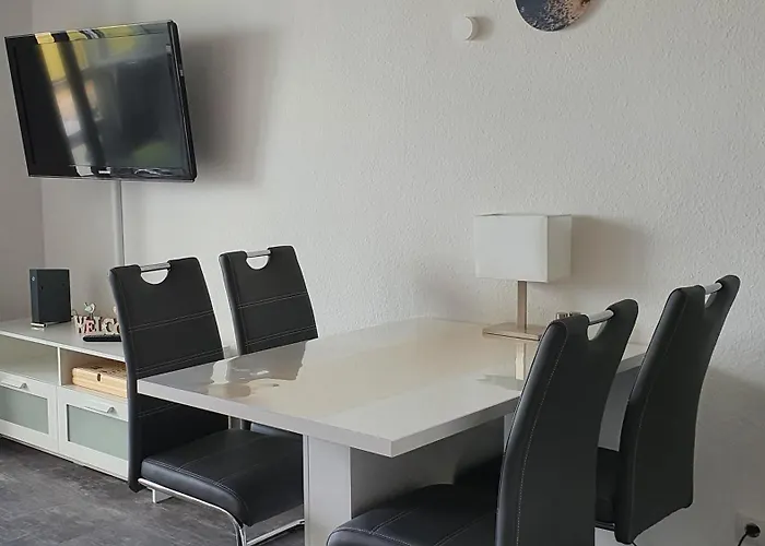 3-raum-ferienwohnung 4 Hochparterre شقة كوكسهافن